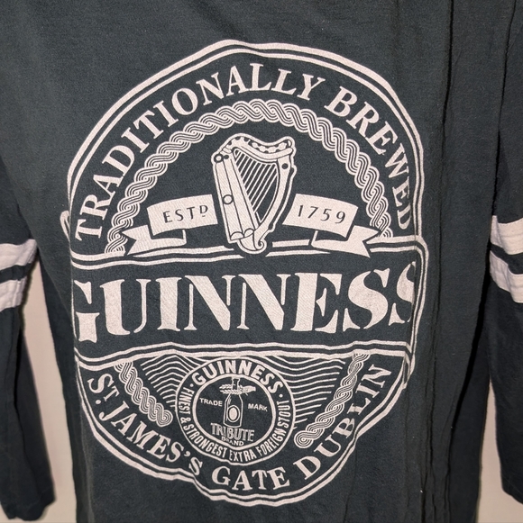 Guinness Rugby Style Tee Green And Cream Color - Picture 2 of 7
